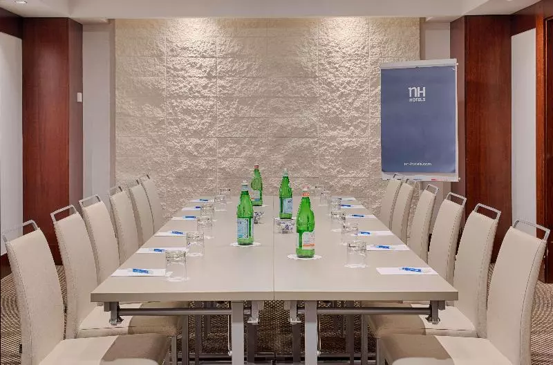 Fotos del hotel Nh Firenze:  48