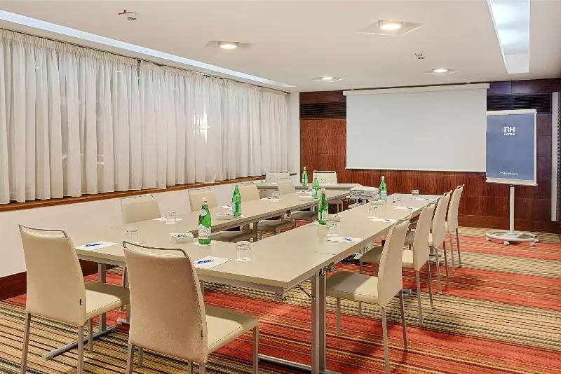 Fotos del hotel Nh Firenze:  50