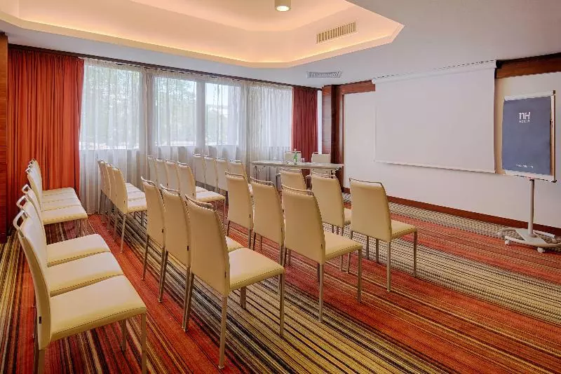 Fotos del hotel Nh Firenze:  61