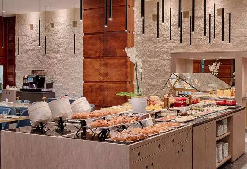 Fotos del hotel Nh Firenze:  93