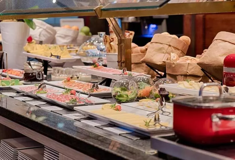 Fotos del hotel Nh Firenze:  94