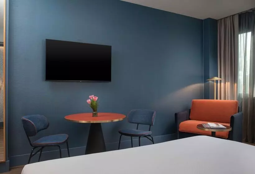 Fotos del hotel Nh Firenze:  84