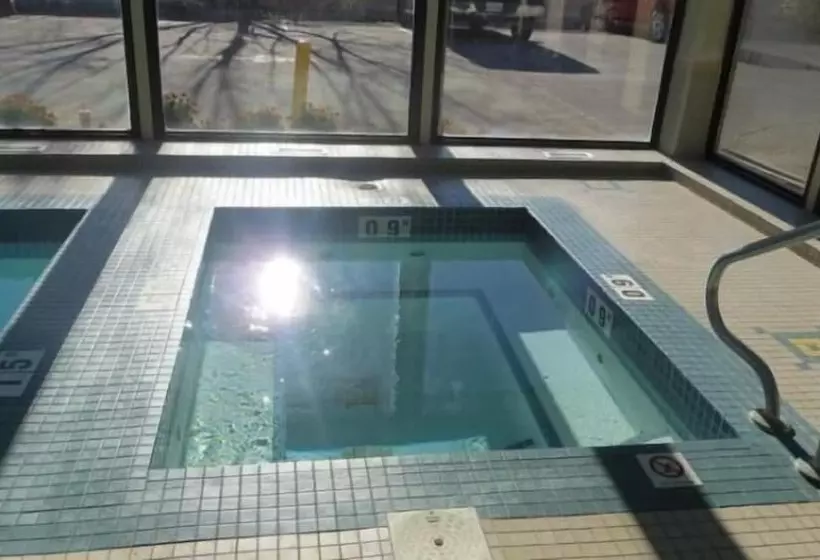 Fotos del hotel Ramada Limited Calgary:  2