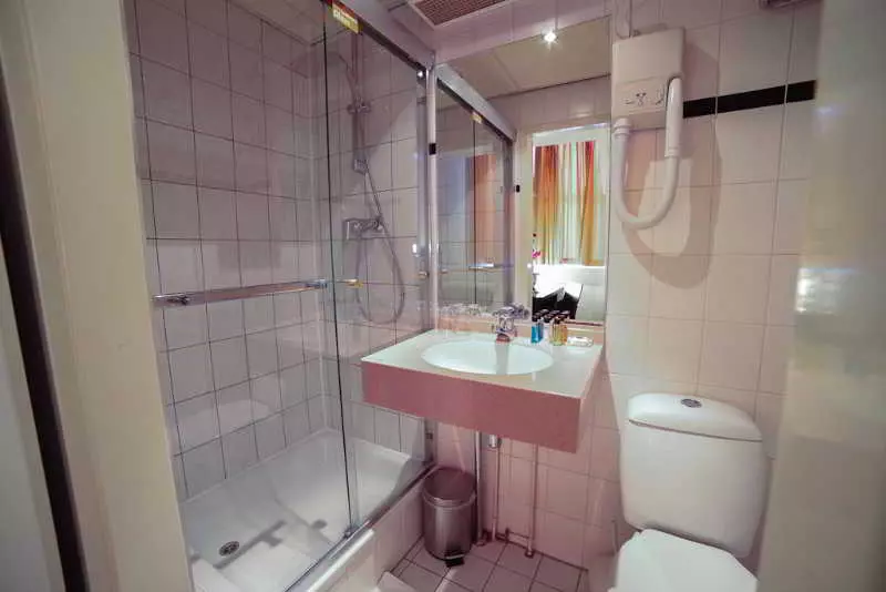 Fotos del hotel Falcon Plaza:  4