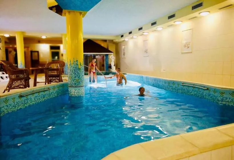 Fotos del hotel Korona Wellness, Rendezvény és Borszálloda:  2