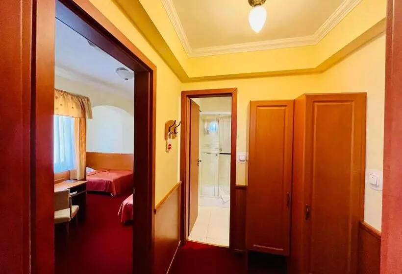 Fotos del hotel Korona Wellness, Rendezvény és Borszálloda:  25