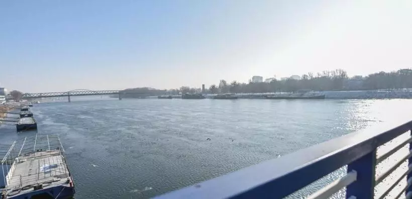 Fotos del hotel Botel Gracia:  8