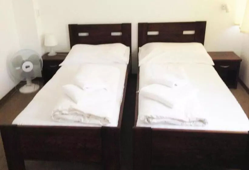 Fotos del hotel Botel Gracia:  22