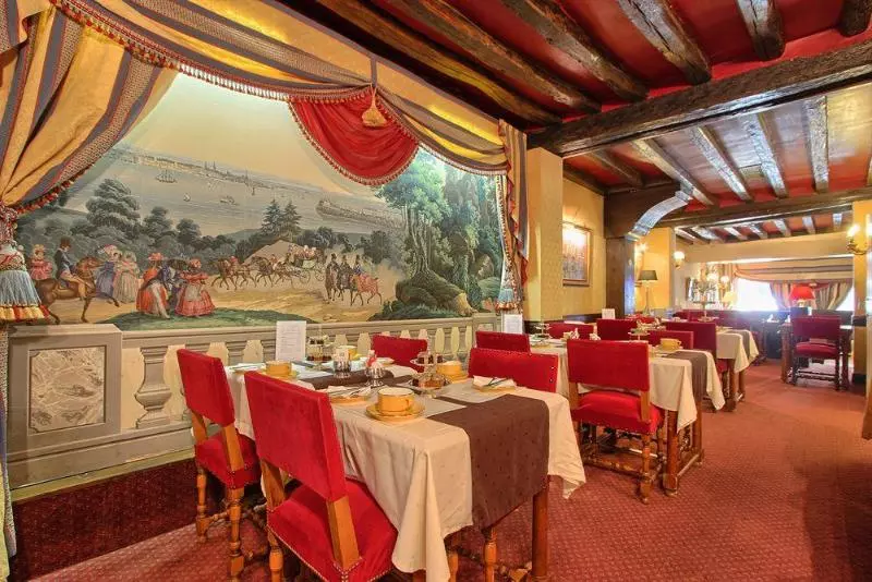 Fotos del hotel Des Deux Continents:  3