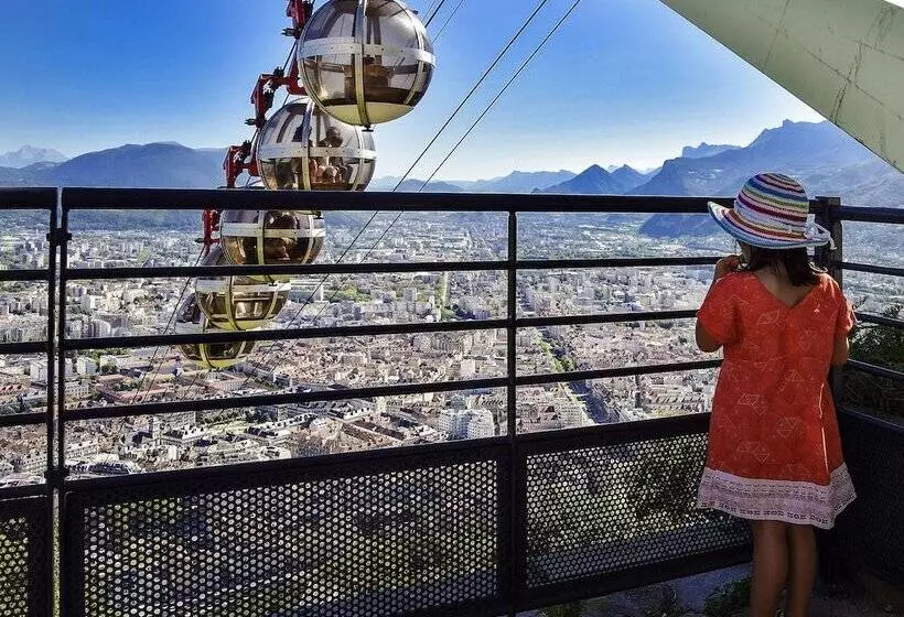 Fotos del hotel Novotel Grenoble Centre:  8