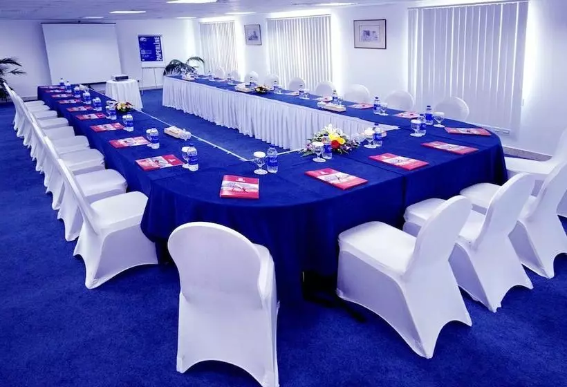 Fotos del hotel Al Bustan Centre & Residence:  9