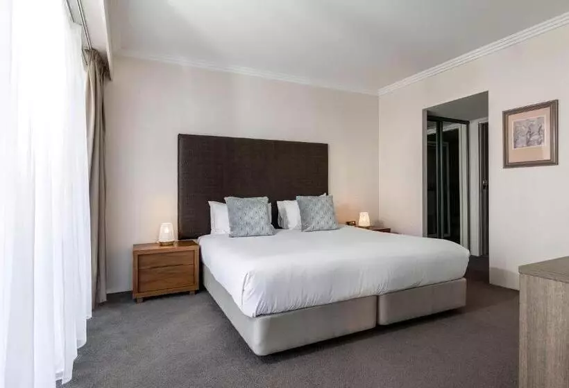 Fotos del hotel Mantra Crown Towers:  2