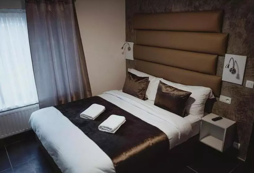 Fotos del hotel Hôtel Onyx Expo:  3