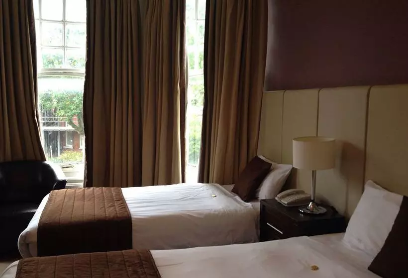 Fotos del hotel The Raglan:  10