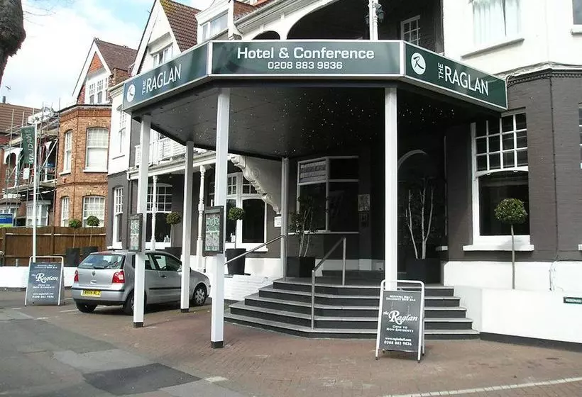 Fotos del hotel The Raglan:  8