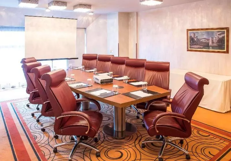 Fotos del hotel Novotel Sarajevo Bristol:  16