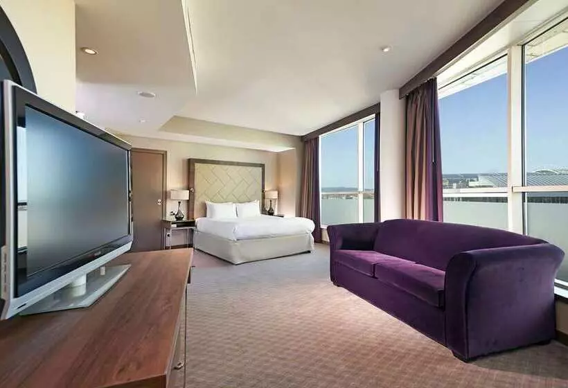Hilton Cardiff