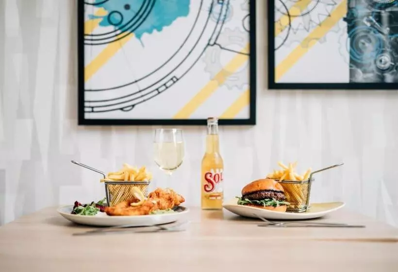 Fotos del hotel Holiday Inn Express Belfast City, An Ihg:  24