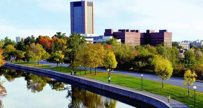 Fotos del hotel Les Suites:  3