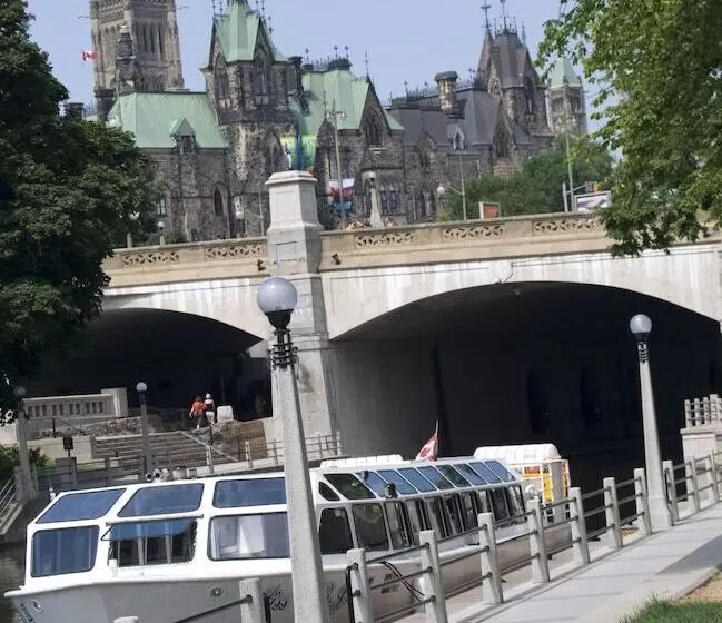 Fotos del hotel Les Suites:  15