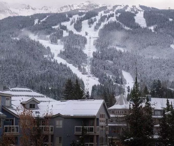 Fotos del hotel Summit Lodge Boutique Hotel Whistler:  21