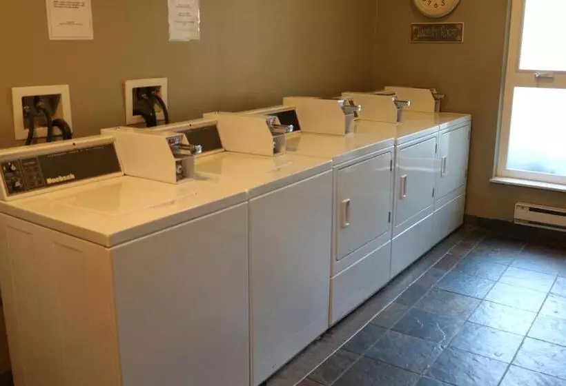 Fotos del hotel Tantalus Resort Lodge:  7