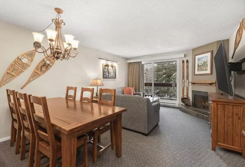 Fotos del hotel Tantalus Resort Lodge:  20