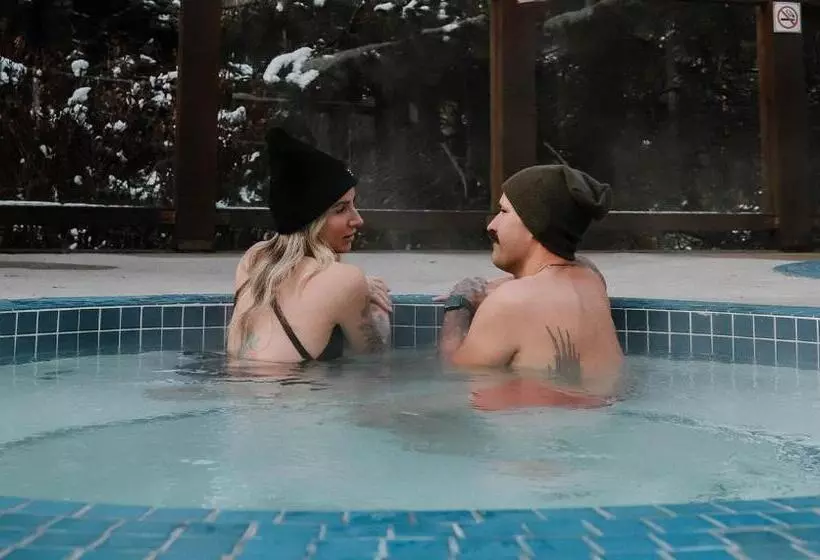 Fotos del hotel Tantalus Resort Lodge:  16