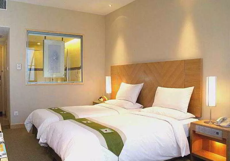 Regal Shanghai East Asia