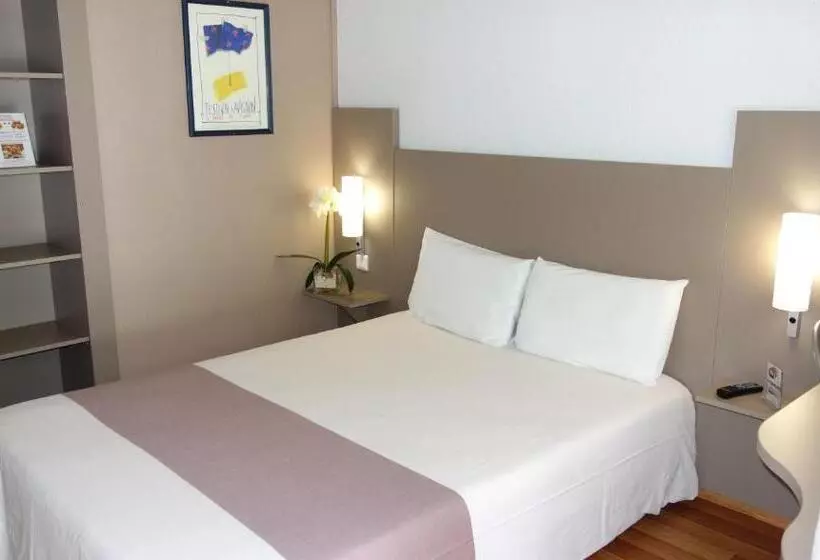 Fotos del hotel Cristol:  15