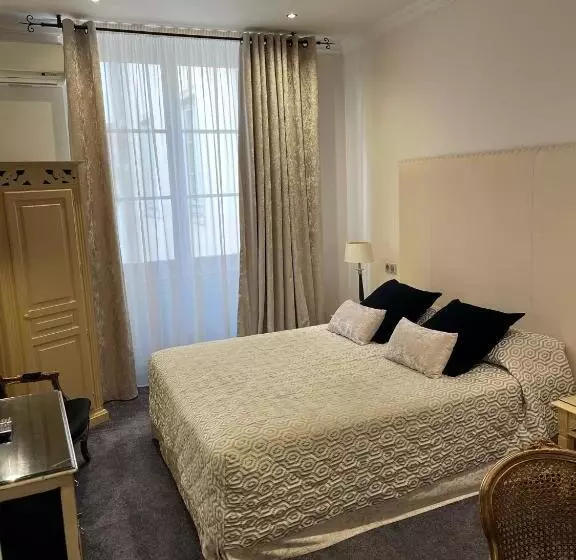 Fotos del hotel Grand Hotel Des Terreaux:  21