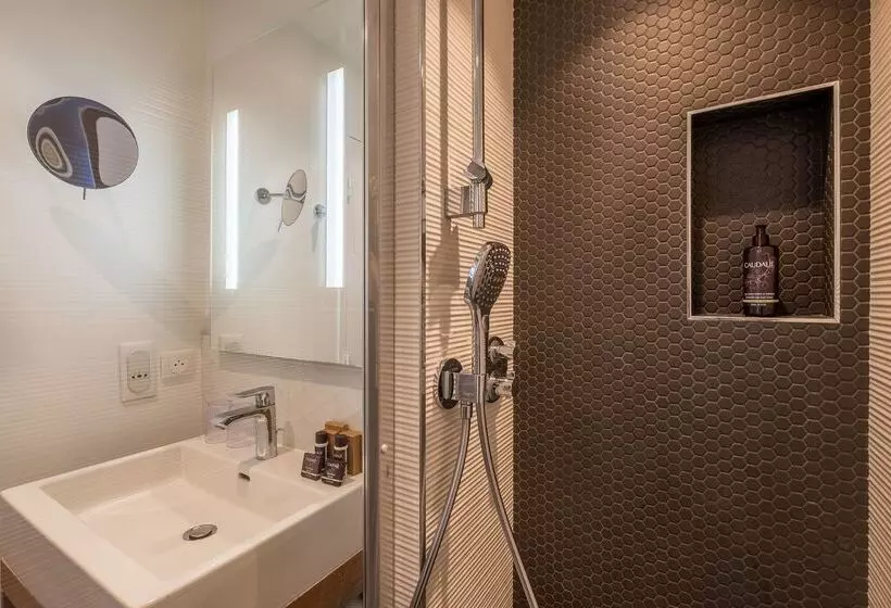 Fotos del hotel Best Western Premier Hotel Littéraire Le Swann:  10