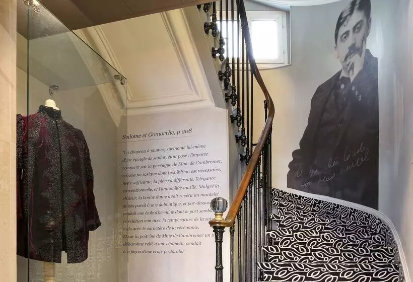 Fotos del hotel Best Western Premier Hotel Littéraire Le Swann:  6