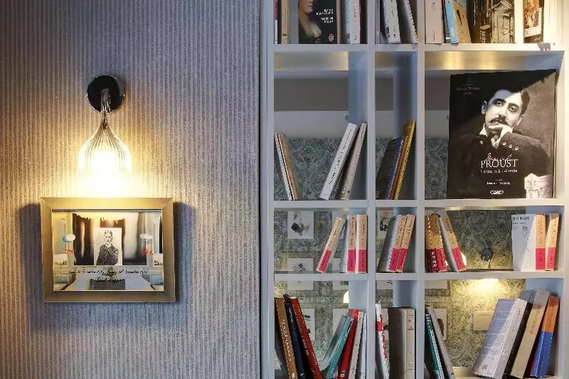 Fotos del hotel Best Western Premier Hotel Littéraire Le Swann:  15