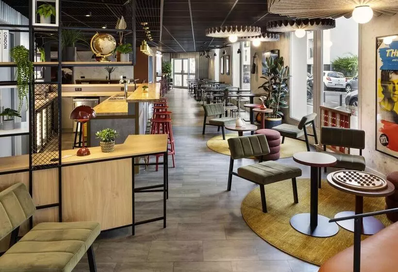 Fotos del hotel Comfort Hotel Davout Nation Paris 20:  15