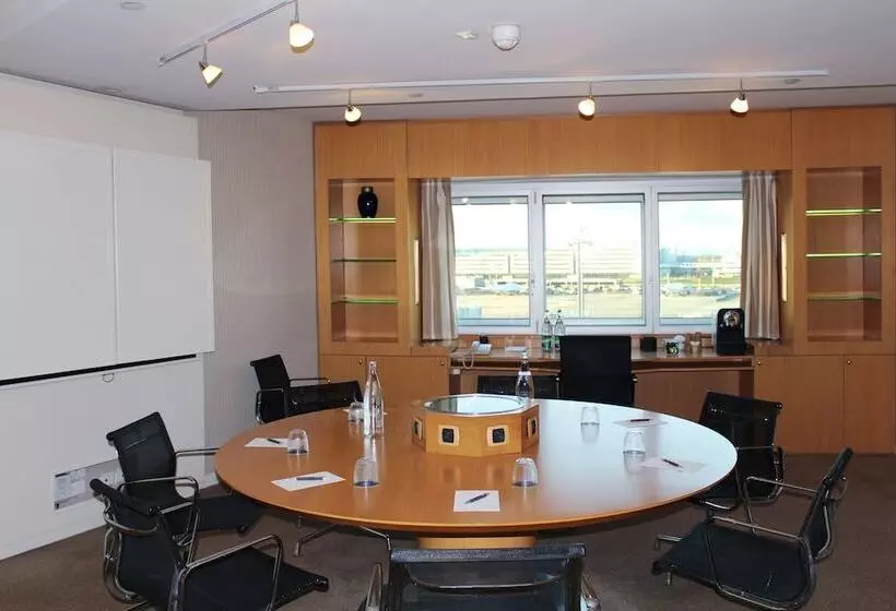 Fotos del hotel Sheraton Paris Roissy Airport:  7