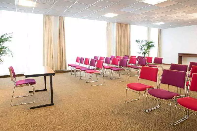 Fotos del hotel Novotel Bordeaux Lac:  12