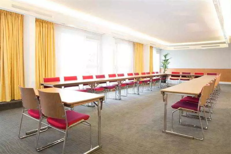 Fotos del hotel Novotel Bordeaux Lac:  6