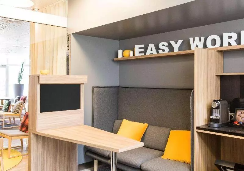 Fotos del hotel Novotel Bordeaux Lac:  3