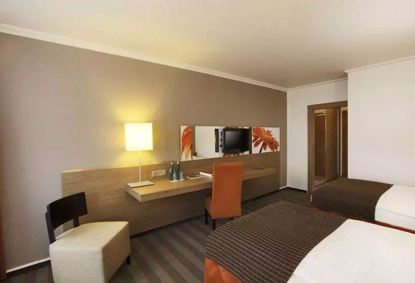 Fotos del hotel H4 Hotel Frankfurt Messe:  6