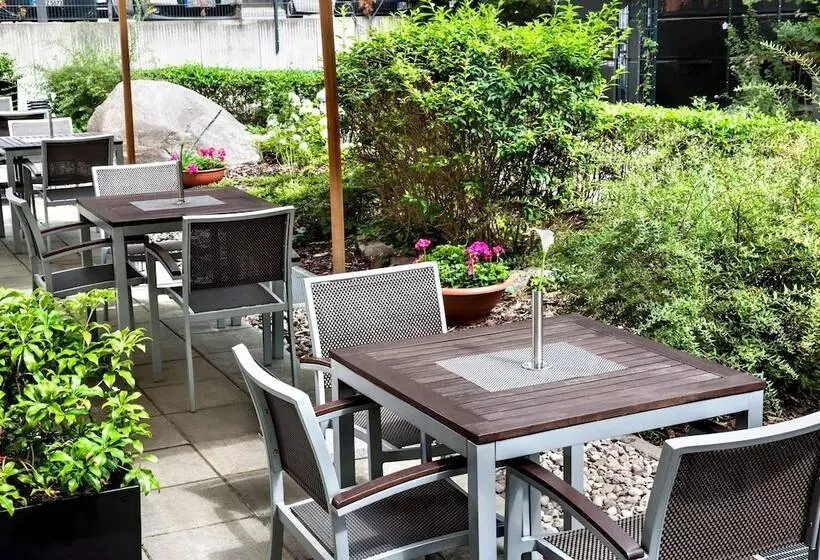 Fotos del hotel Nh Berlin City Ost:  29