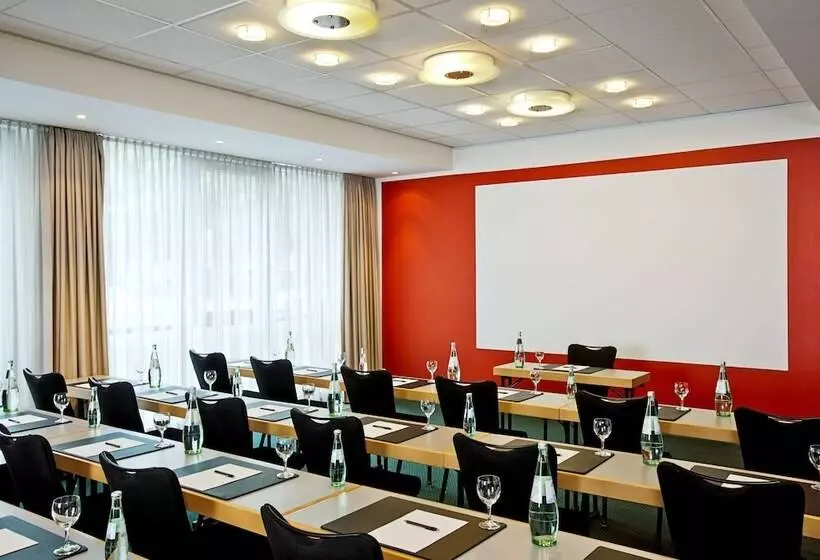 Fotos del hotel Nh Berlin City Ost:  24