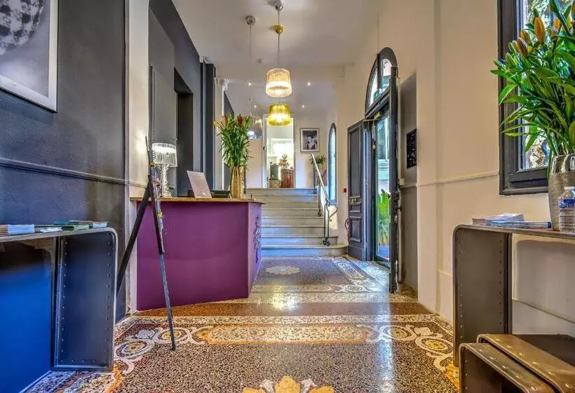 Fotos del hotel Villa Claudia  Cannes:  2