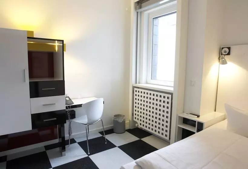 Fotos del hotel Cristall - Frankfurt City:  10