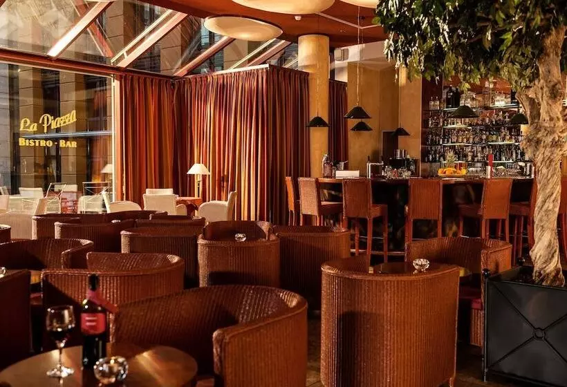 Fotos del hotel Elbflorenz Dresden:  13