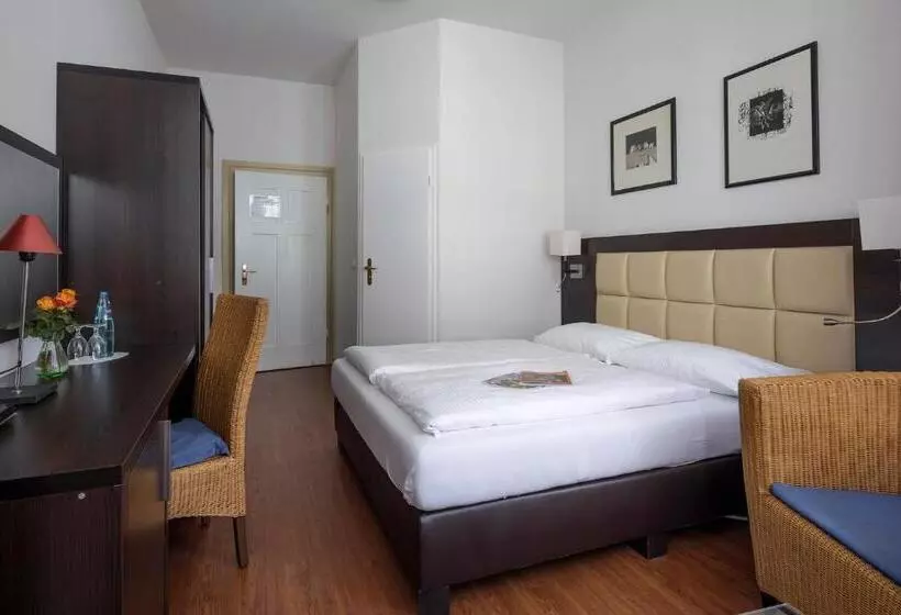 Fotos del hotel Minerva:  2