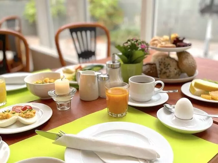 Fotos del hotel Senscity  Berlin Spandau:  12