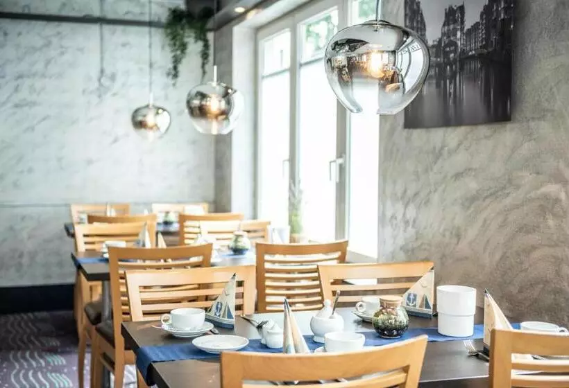 Fotos del hotel Hanseport Hamburg:  2