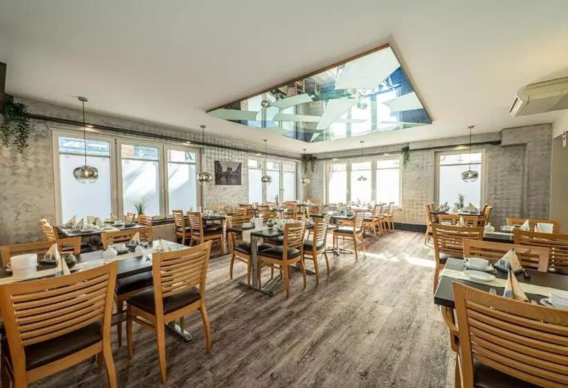 Fotos del hotel Hanseport Hamburg:  5