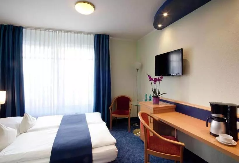 Fotos del hotel Hanseport Hamburg:  4